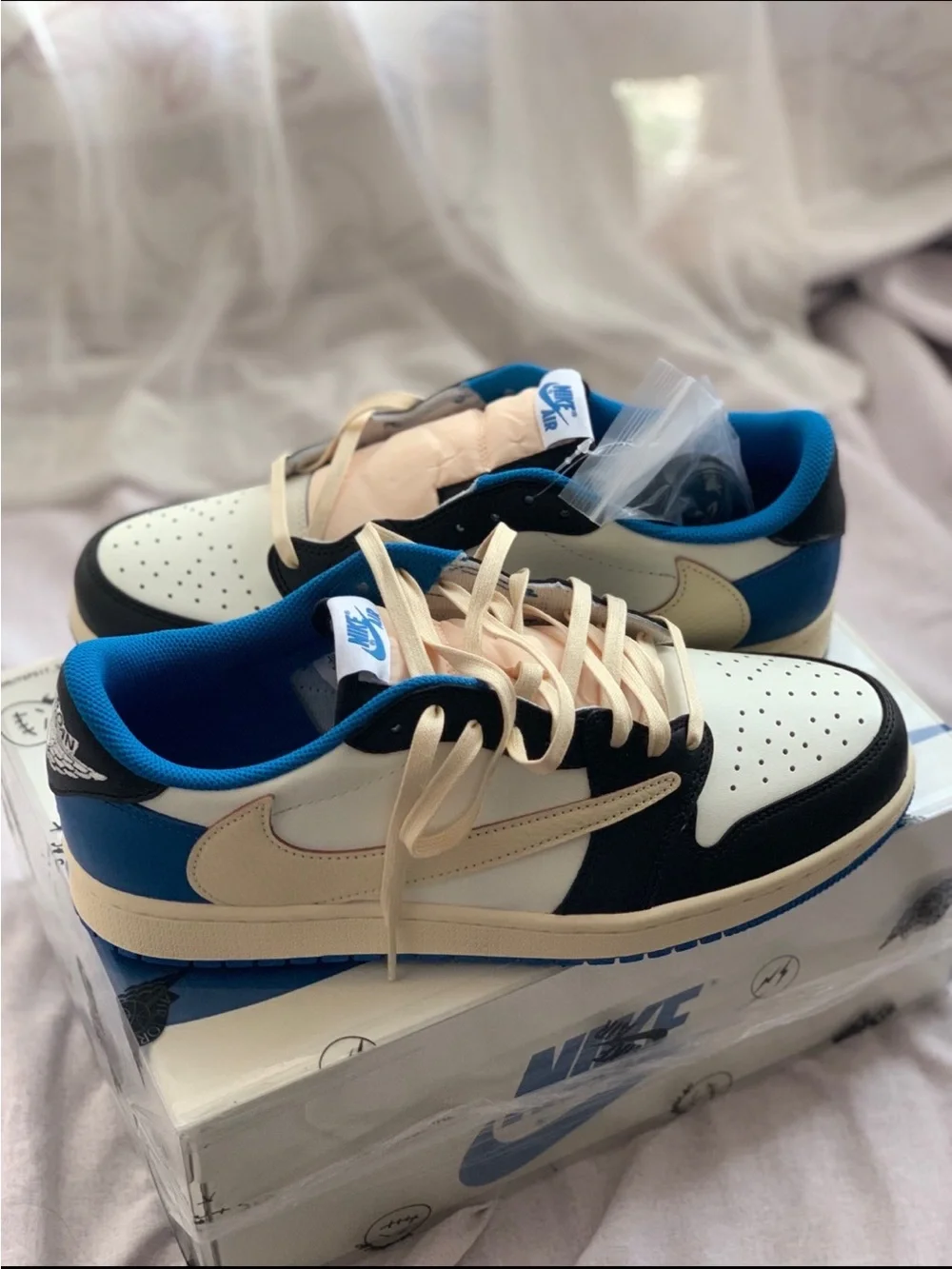 Nike Men’s Air Jordan Low-Top Sneakers - White/Black/Blue/Cream